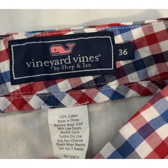 Vineyard Vines Red white and blue checkered Breaker shorts size 36 100% Cotton - Picture 2 of 6